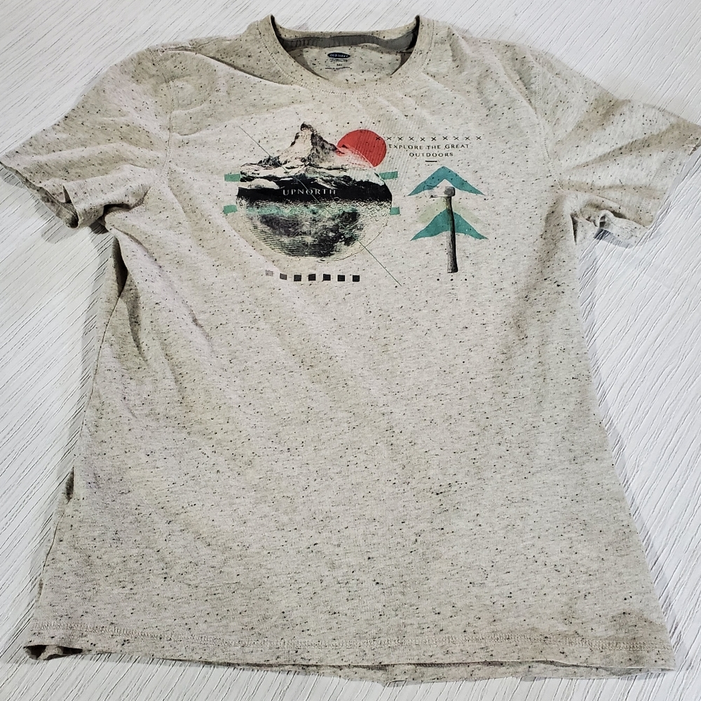 Old Navy Graphic Tee